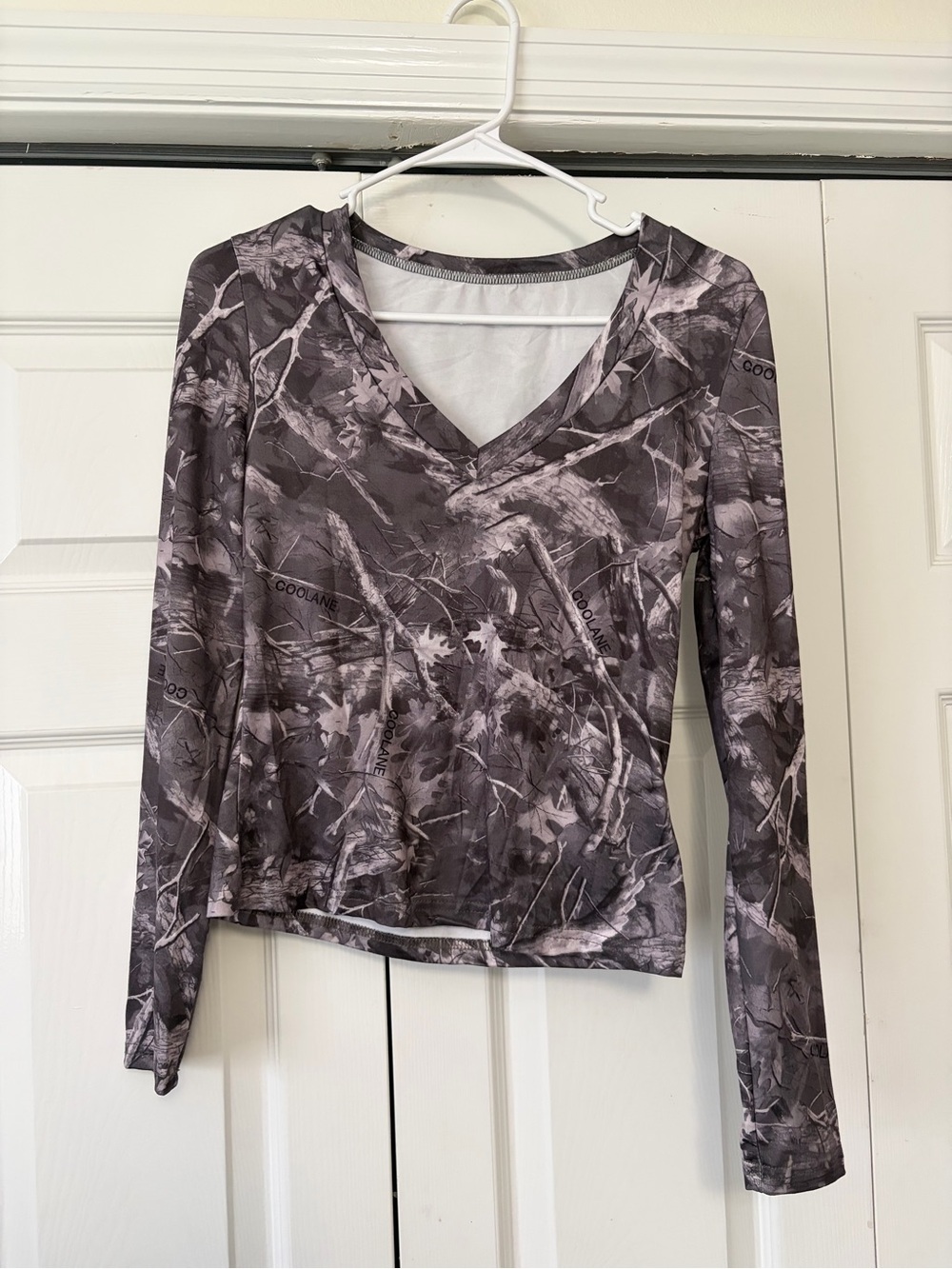 SHEIN Long Sleeve V-Neck Camo Print Top in Gray